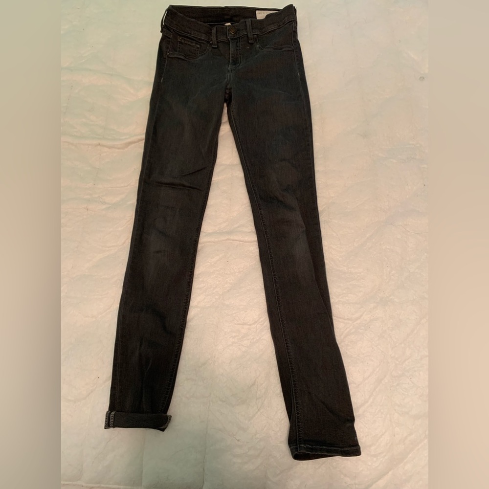 Rag & Bone sz 28 jeans in perfect condition